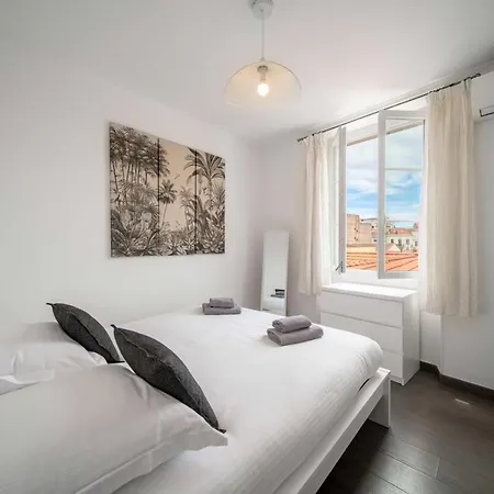 Apartment Bright Beautiful - Center *